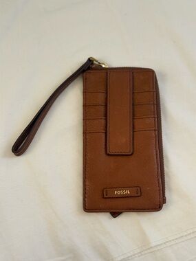 Fossil Brown Leather Wristlet Wallet Zip Around Card Holder Strap Chic